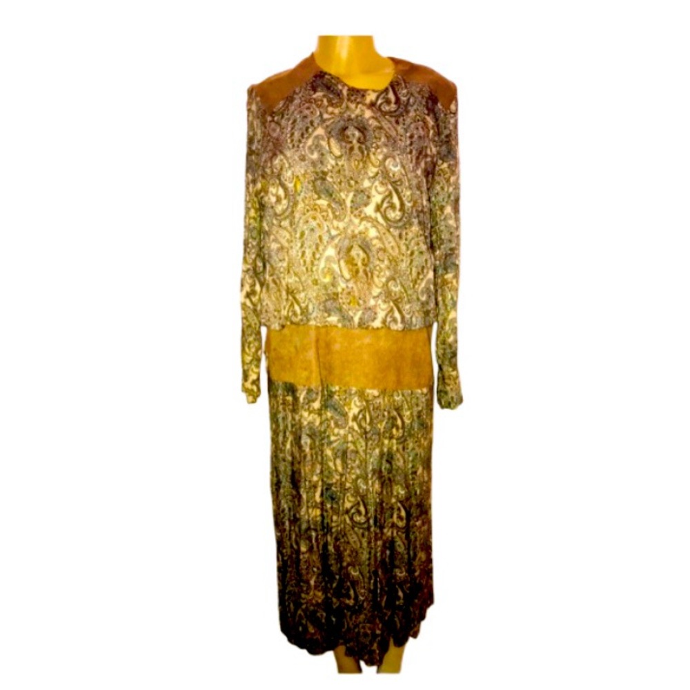 Grandmacore 80s Romantic Paisley Suede Maxi Dress